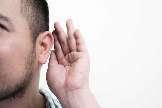 ¿Es la audición un acto volitivo?
